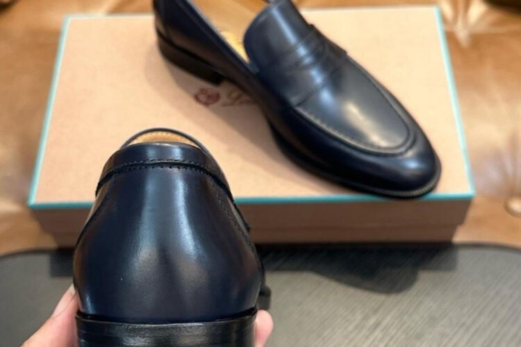 Giày Loro Piana Sergio Loafer Black Calfskin Màu đen Da Bê Ý