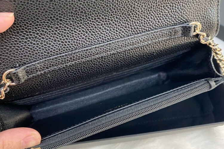 Túi CN Classic Woc Wallet On Chain Black Shoulder Caviar Màu Đen