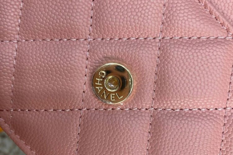 Túi CN Classic Woc Wallet on Chain Pink Caviar GHW Hồng Best Deal