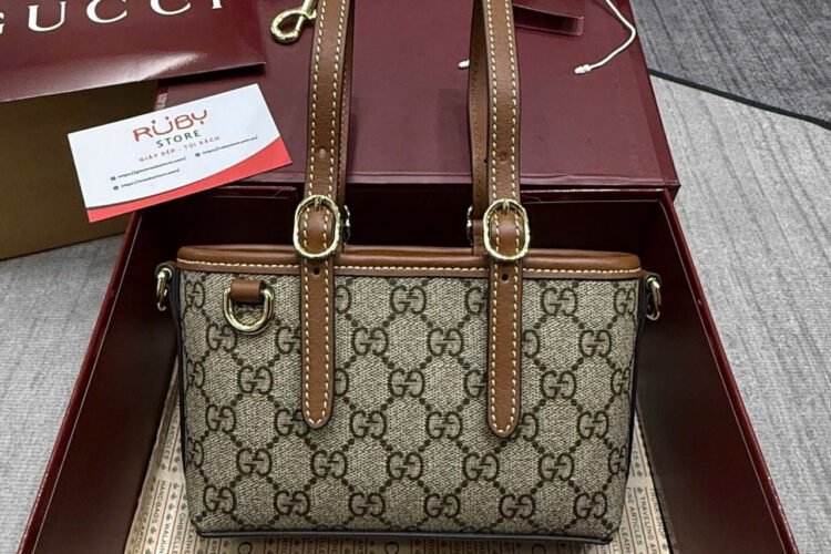 Túi Gucci GG Emblem Mini Bag Nâu 17CM Best Da Ý