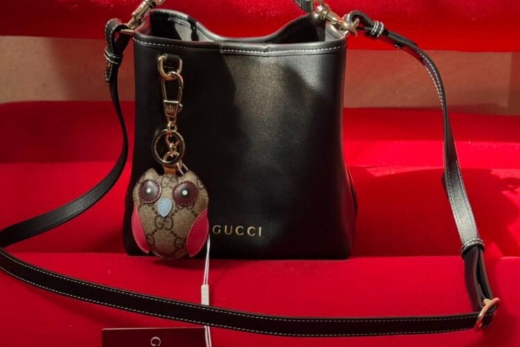 Túi Gucci GG Emblem Mini Bucket Bag Black Màu Đen Best Da Ý