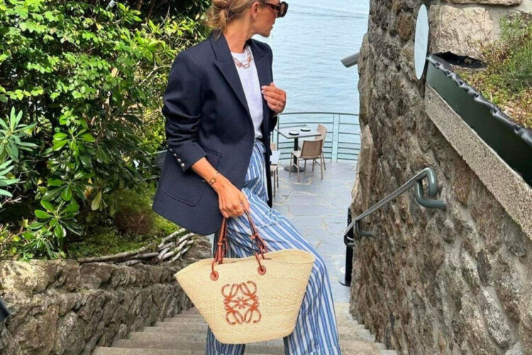 Túi Tote Loewe Anagram Basket Medium Bag Màu Kem Nâu 33CM