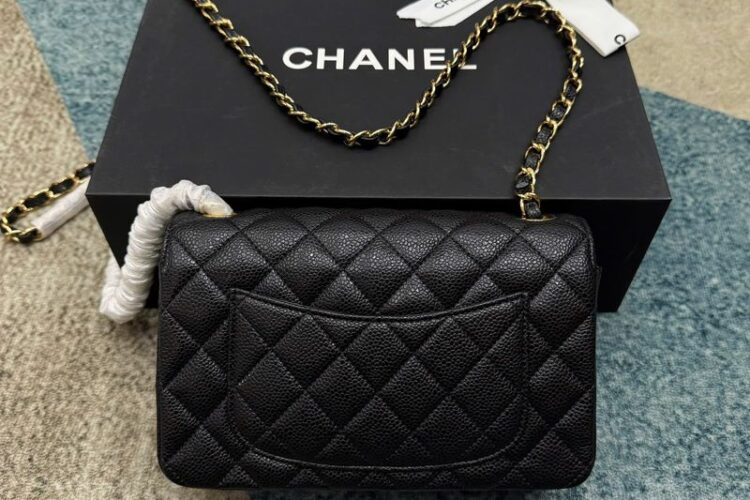 Túi CN Classic Mini 8 Black Caviar GHW 20CM Đen Khóa Vàng Best Deal