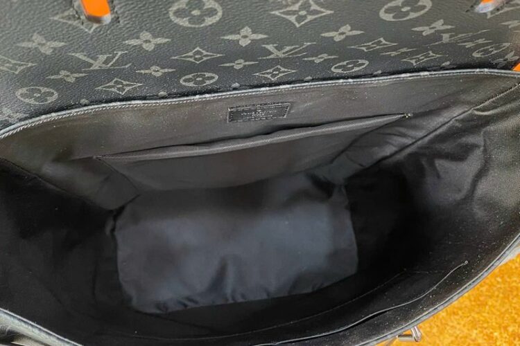 Ba Lô LV Steamer Backpack Black Grey Best Deal với thiết kế thời trang