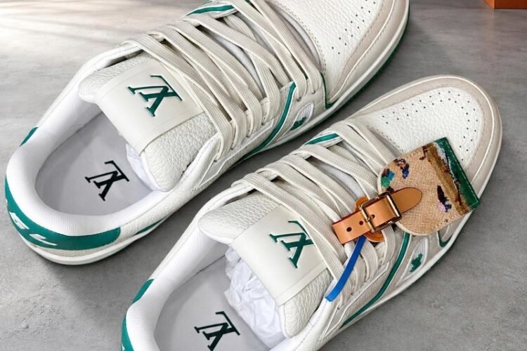 Giày LV Trainer Sneaker Blue #54 Signature 1AKRDW Trắng Xanh Best Quality
