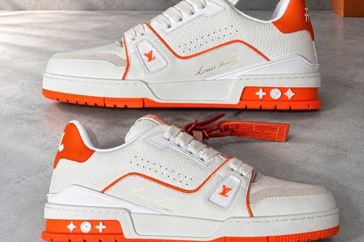 Giày LV Trainer Sneaker Orange #54 Signature 1AKRBO Trắng Cam Best Quality