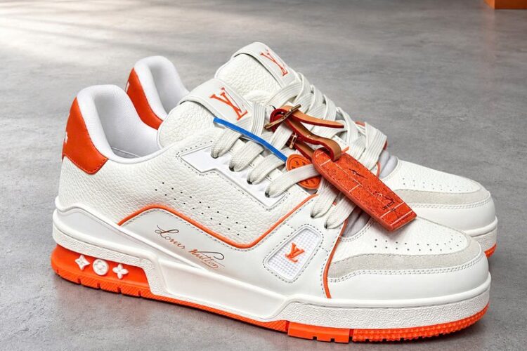 Giày LV Trainer Sneaker Orange #54 Signature 1AKRBO Trắng Cam Best Quality