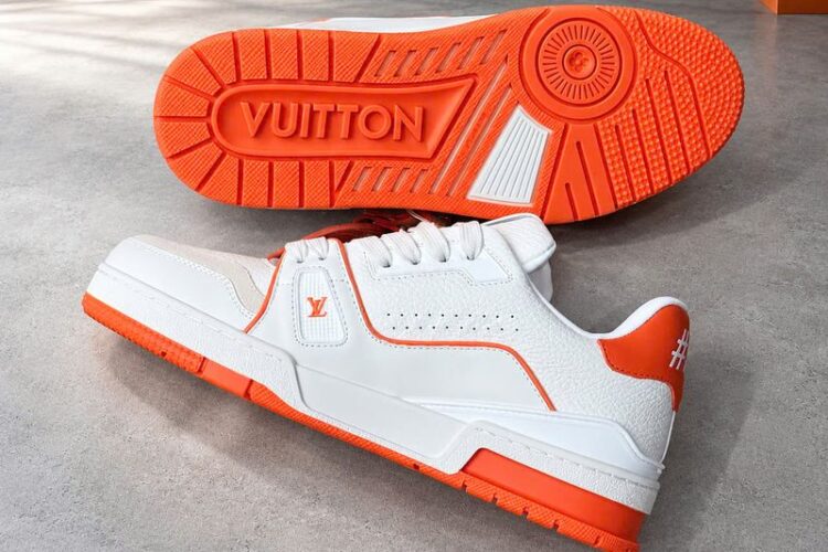 Giày LV Trainer Sneaker Orange #54 Signature 1AKRBO Trắng Cam Best Quality